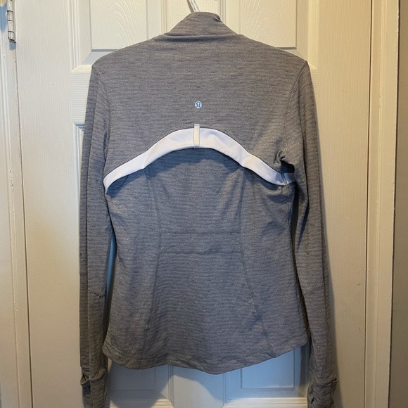 Lululemon Zip Up Jacket - Picture 3 of 5